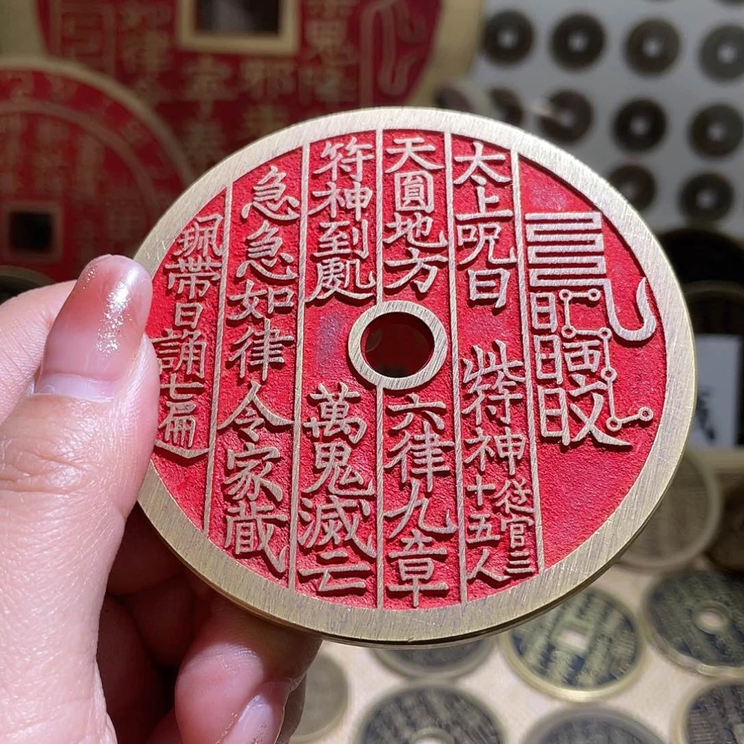 铜铜现代仿制工艺品花钱