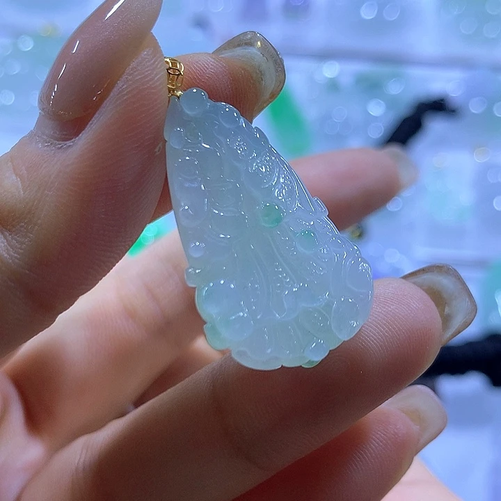 翡翠18K金镶嵌颈饰天然翡翠Ａ货吊坠