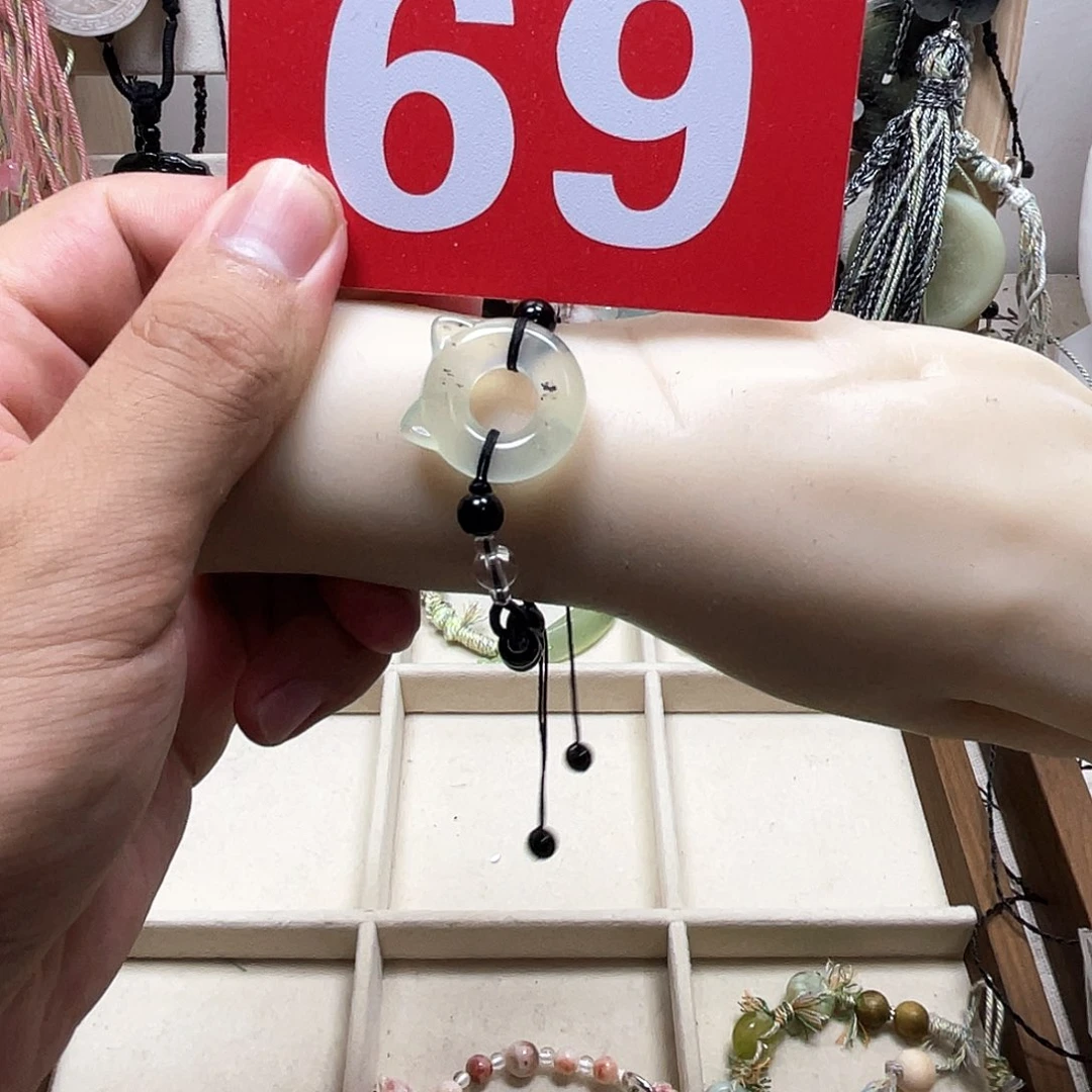 蛇纹石玉合金颈饰