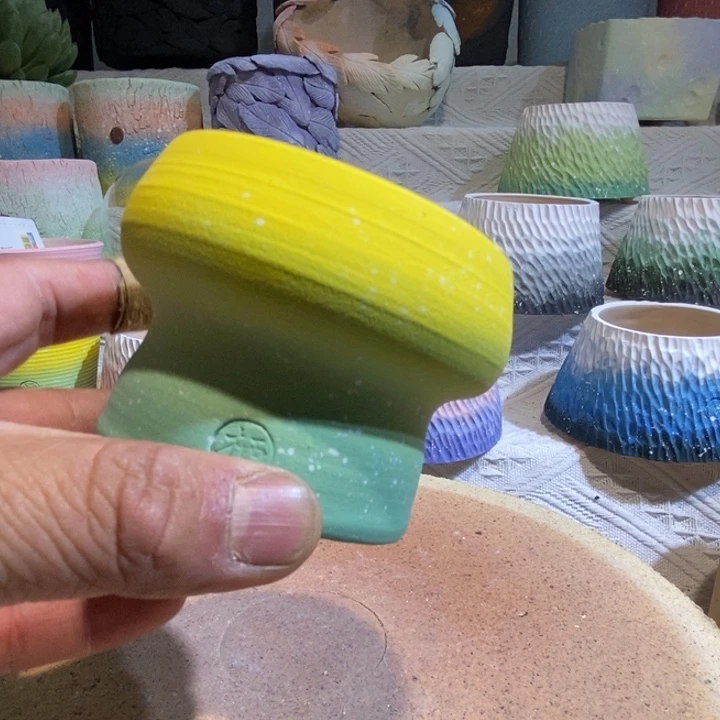 红陶K****s我也是一个人在一起的时候就