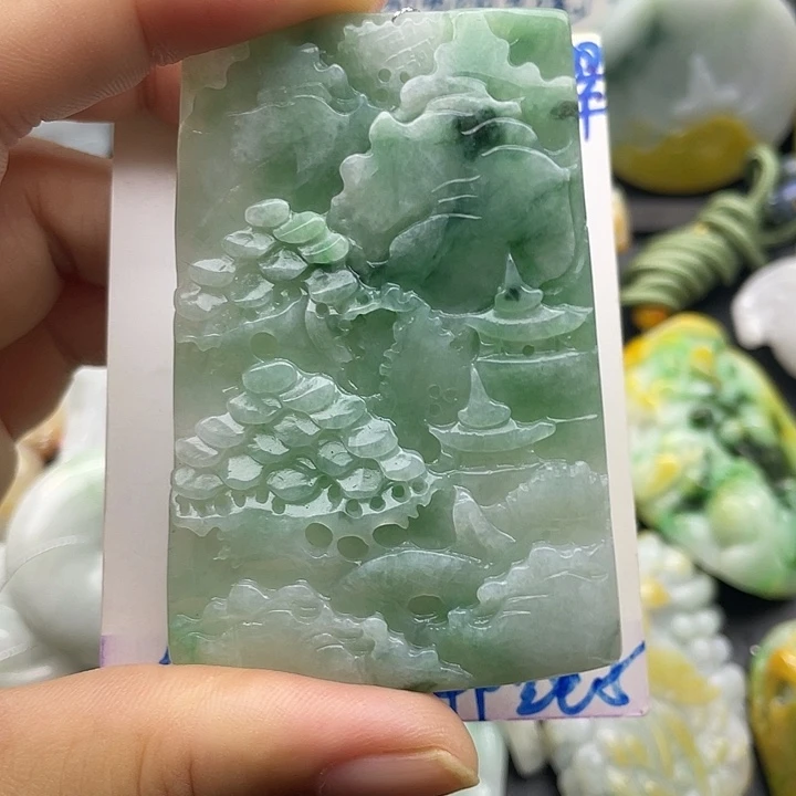 翡翠未镶嵌颈饰天然翡翠