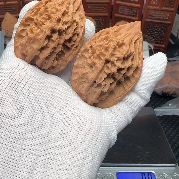 文玩核桃吊坠全品霸王枪60高56.9克超级福利