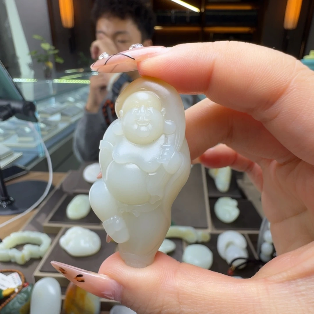 *****和田玉未镶嵌挂件