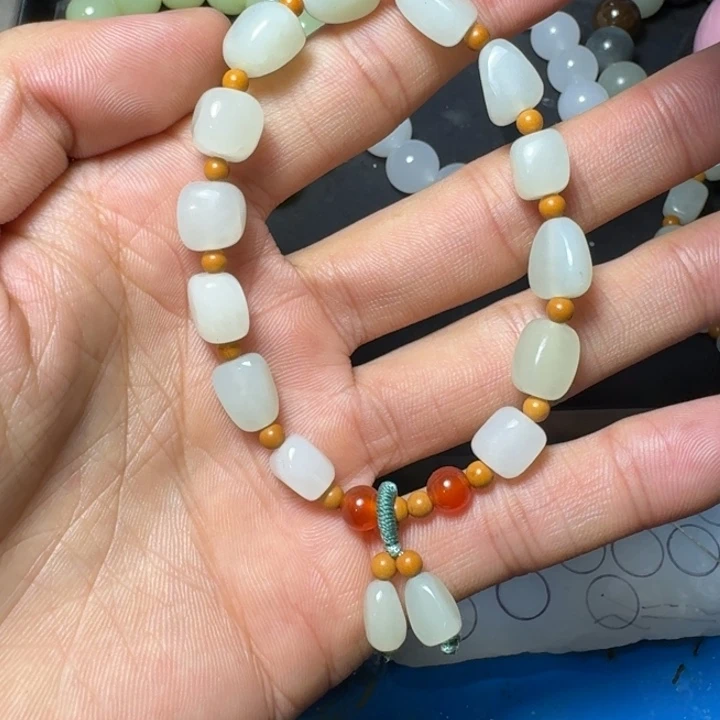 和田玉未镶嵌手链