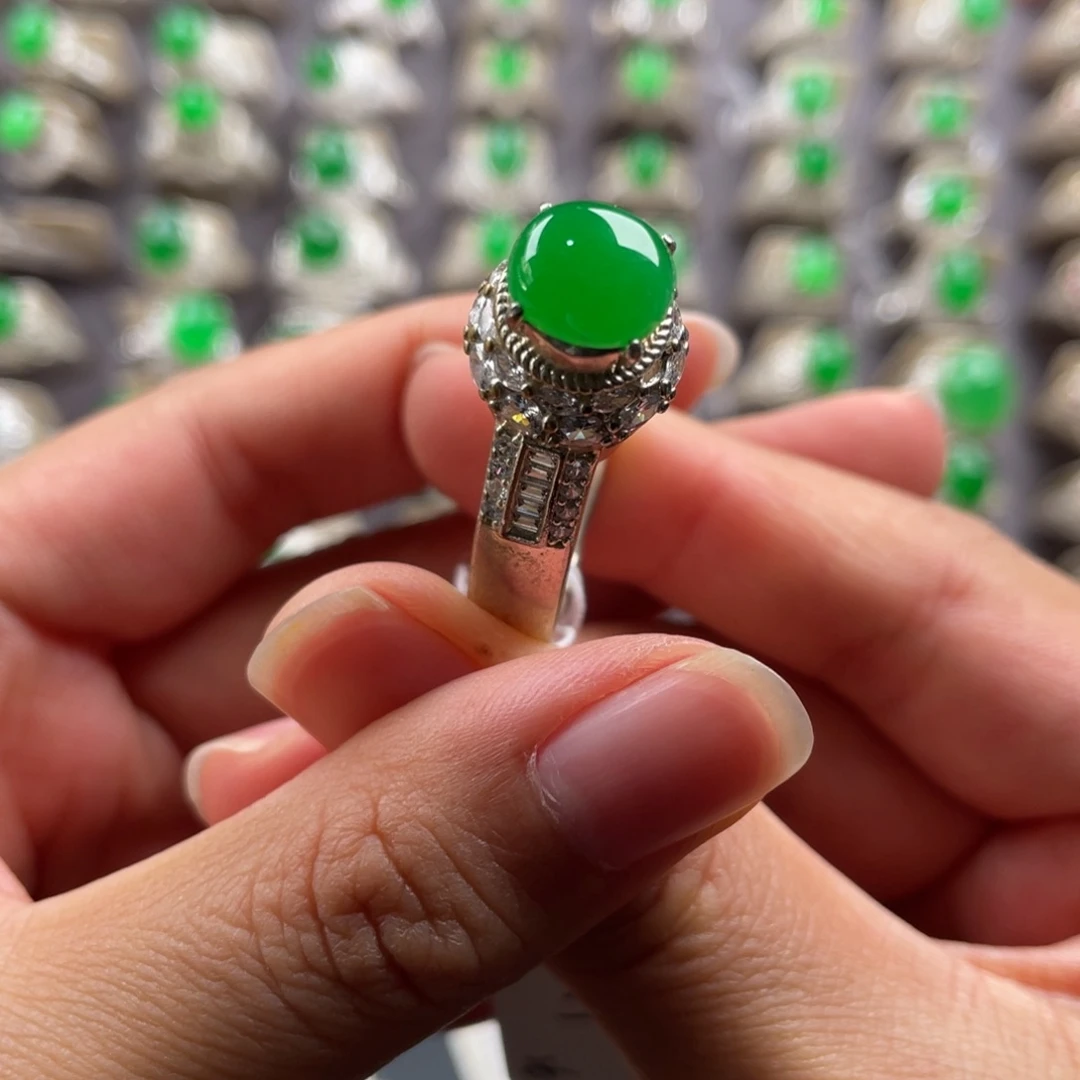 定制翡翠未镶嵌翡翠