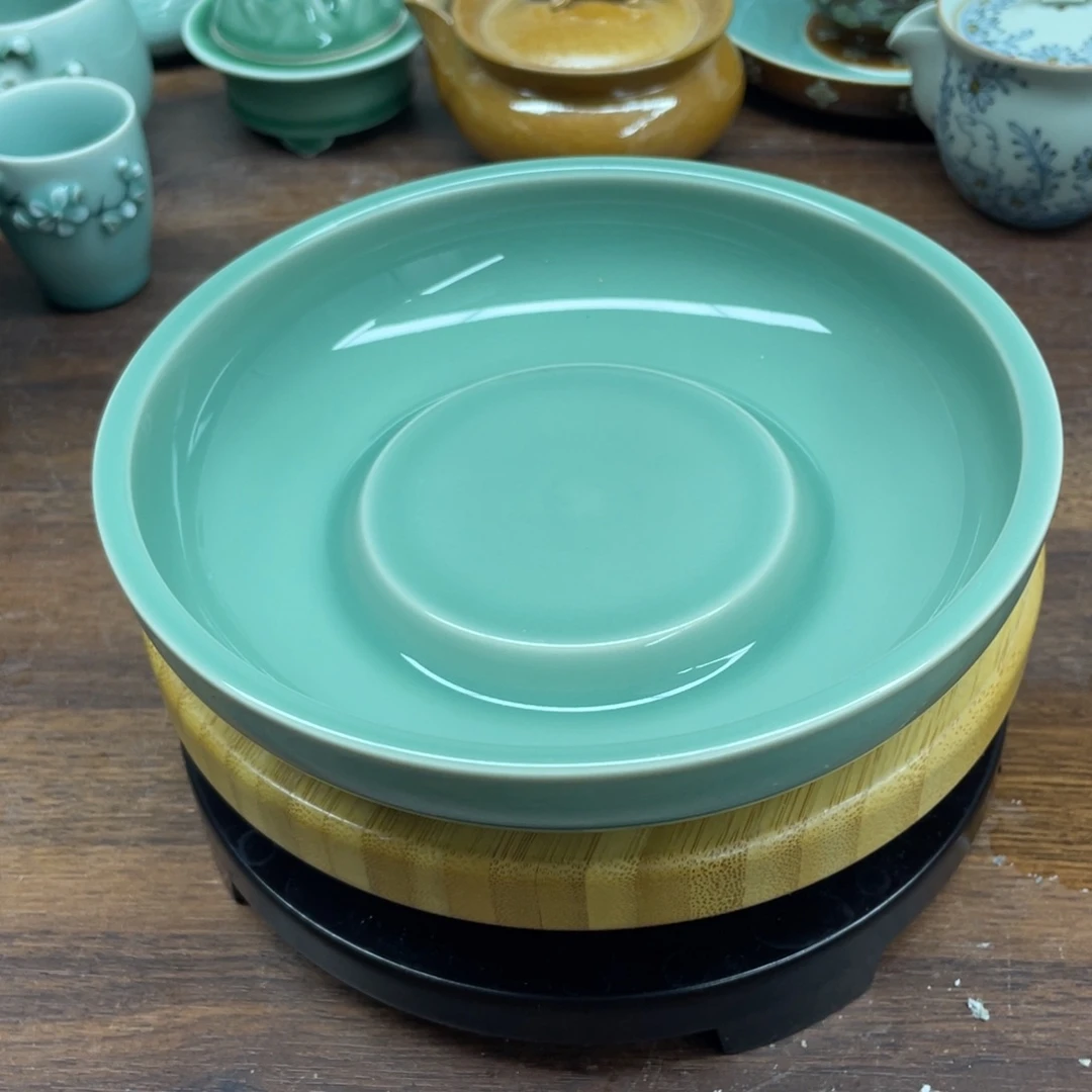 微瑕特价青瓷17.5厘米