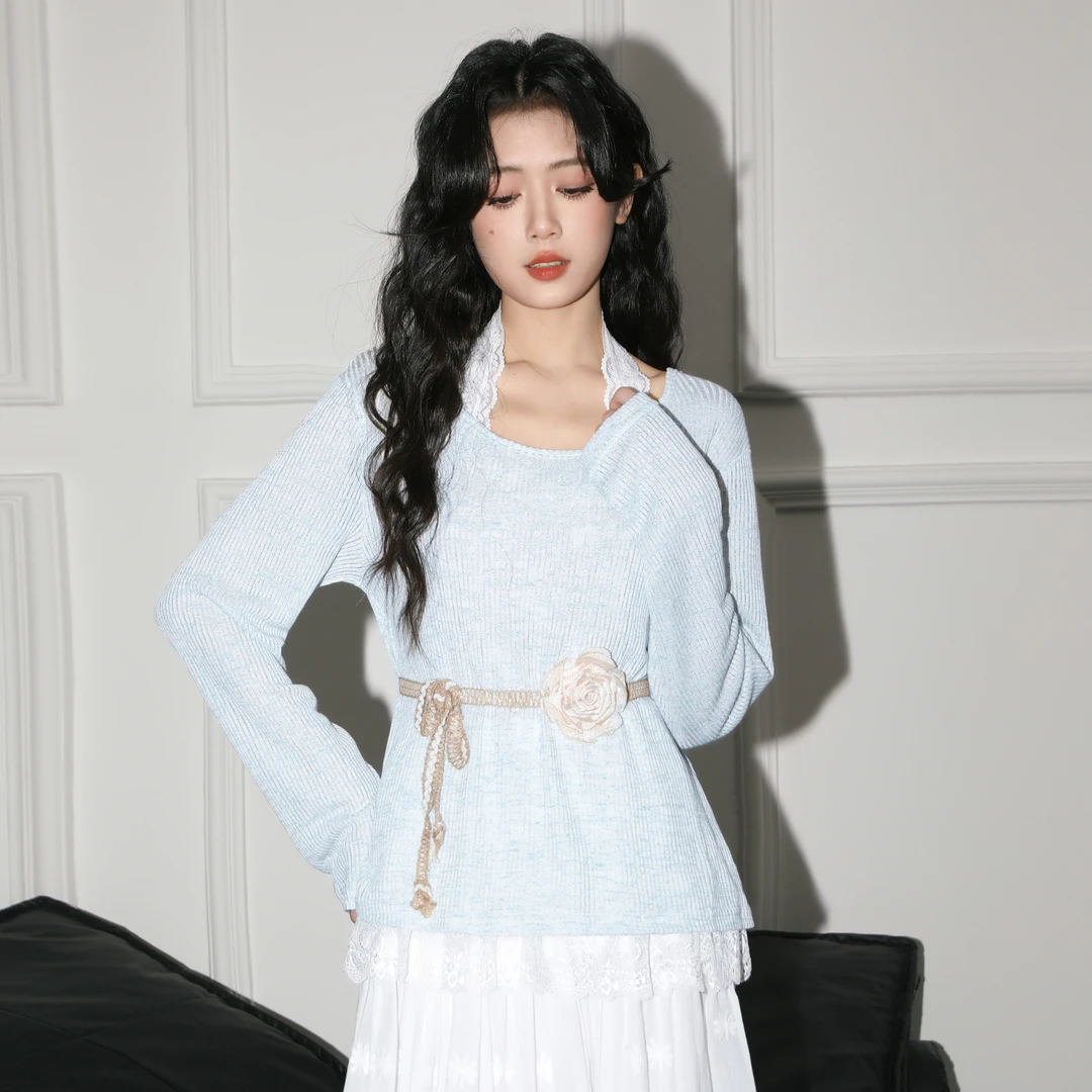 蓝色假两件挂脖针织衫女春秋2025春新款法式温柔蕾丝拼接收腰上衣