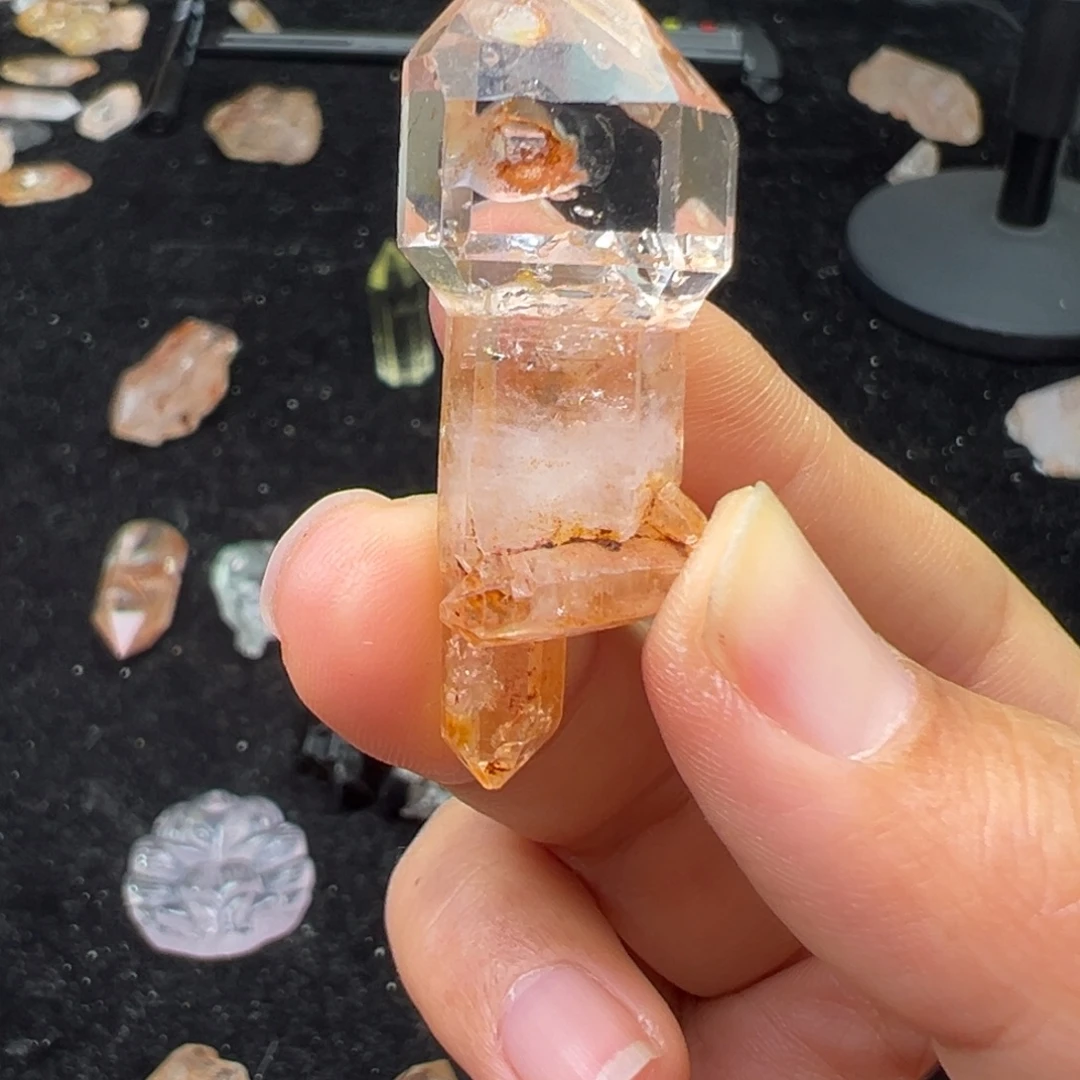 石材透体红泥骸骨