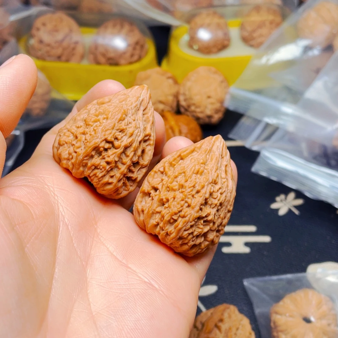 吊坠文玩核桃张**来塔尖一对
