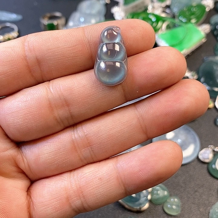 颈饰未镶嵌翡翠天然翡翠豆子