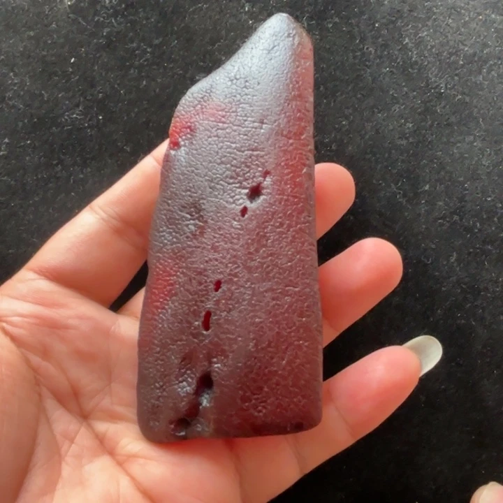 未镶嵌琥珀珠宝奇石