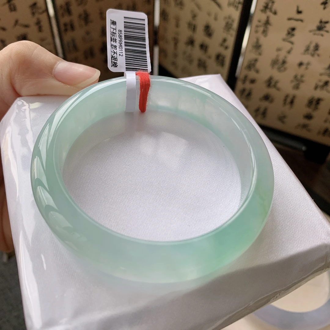 缅甸天然A货翡翠54-55圈口冰种甜绿水润起胶正圈手镯女款0112