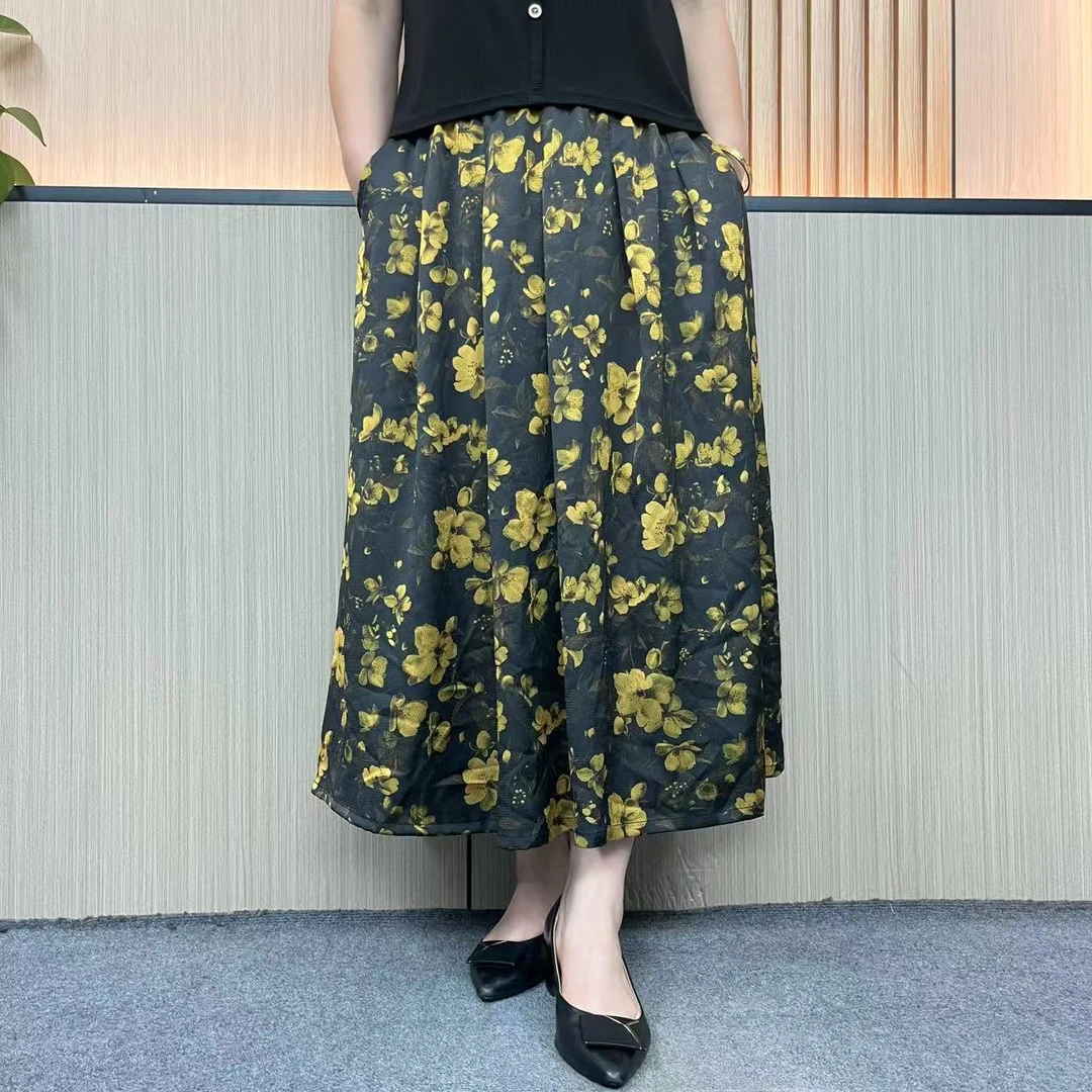 2025夏季新款冰凉缎面半身裙碎花显瘦中长款松紧腰薄款气质半裙