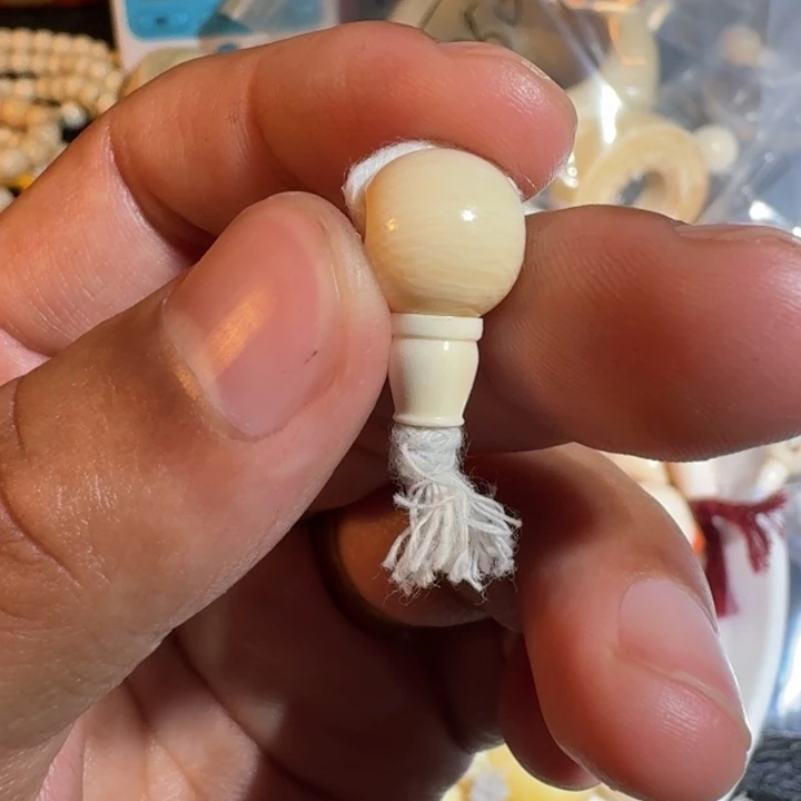 无***运菩提根/象牙果吊坠