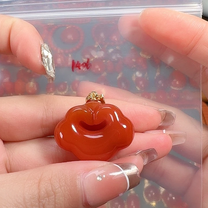 南红玛瑙银S925镶嵌吊坠