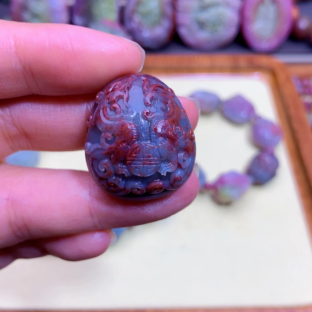 金***⁰玛瑙未镶嵌挂件盐源定制