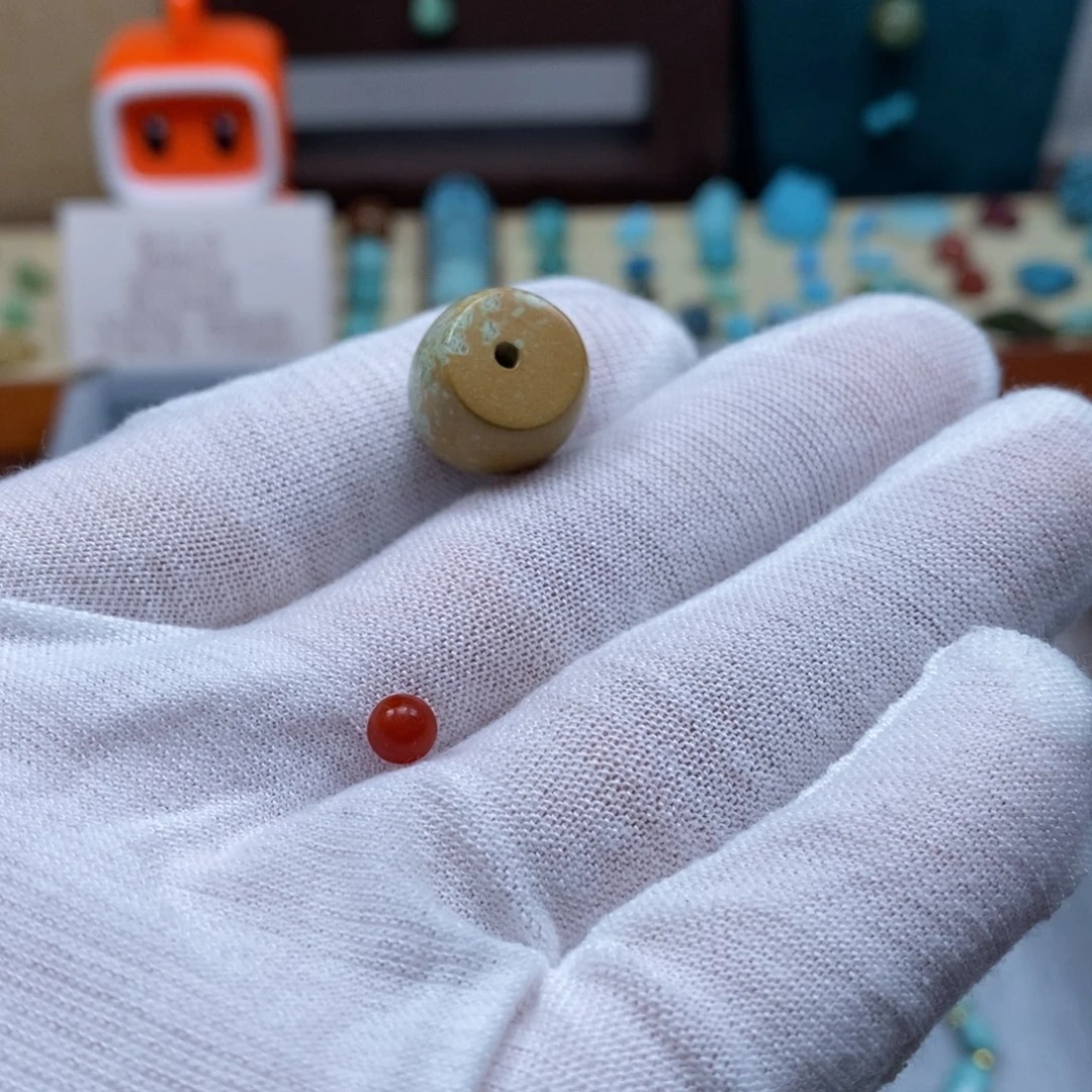 未镶嵌配饰南红玛瑙