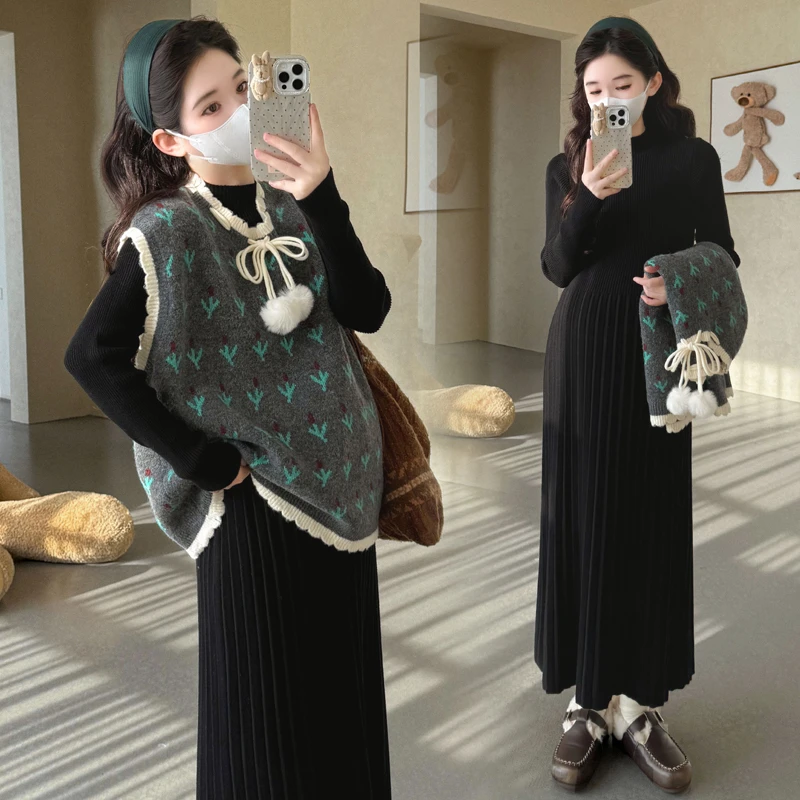 2026秋冬新款韩版时尚减龄显瘦提花马甲百褶打底孕妇套装时尚外穿