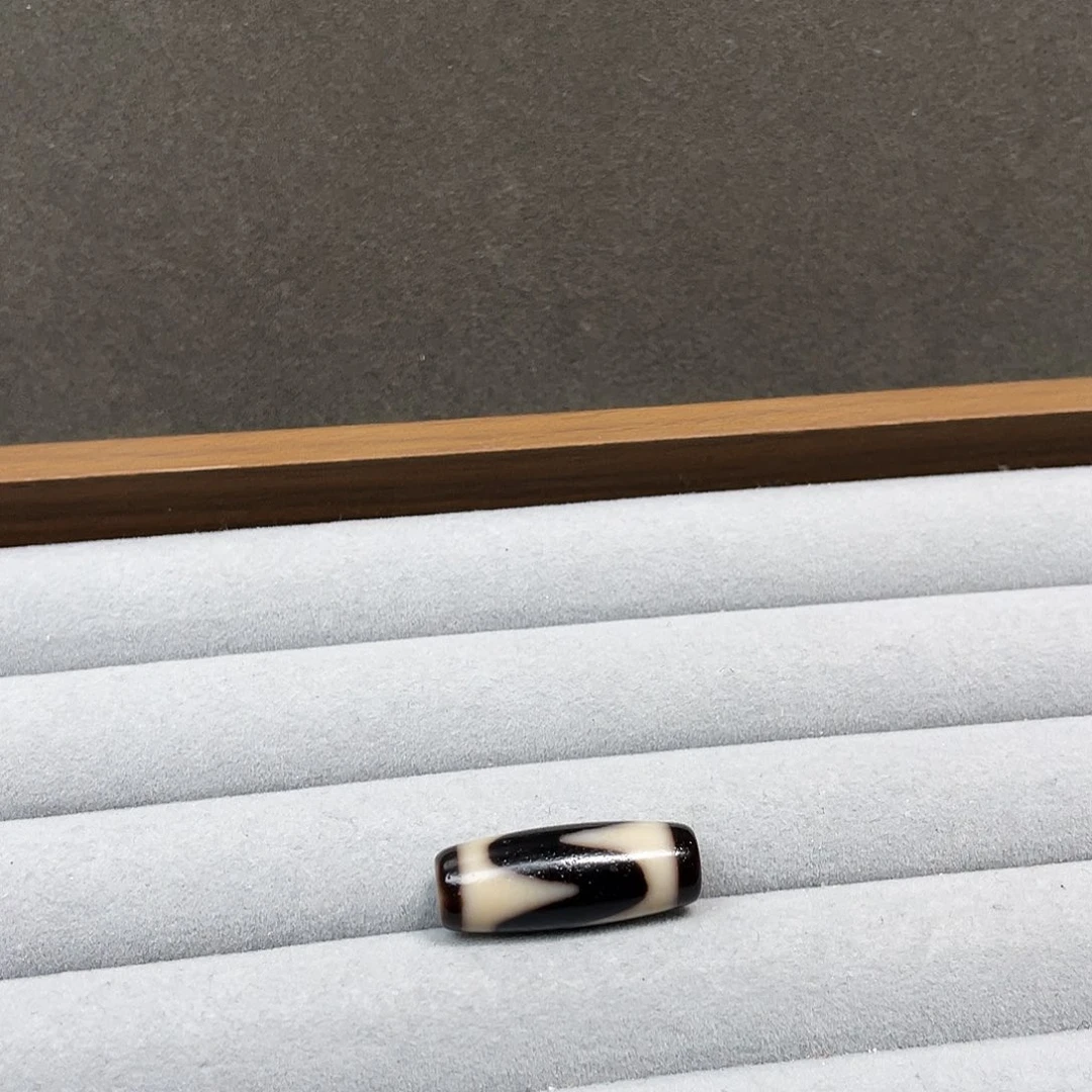 随***。玛瑙/玉髓未镶嵌颈饰