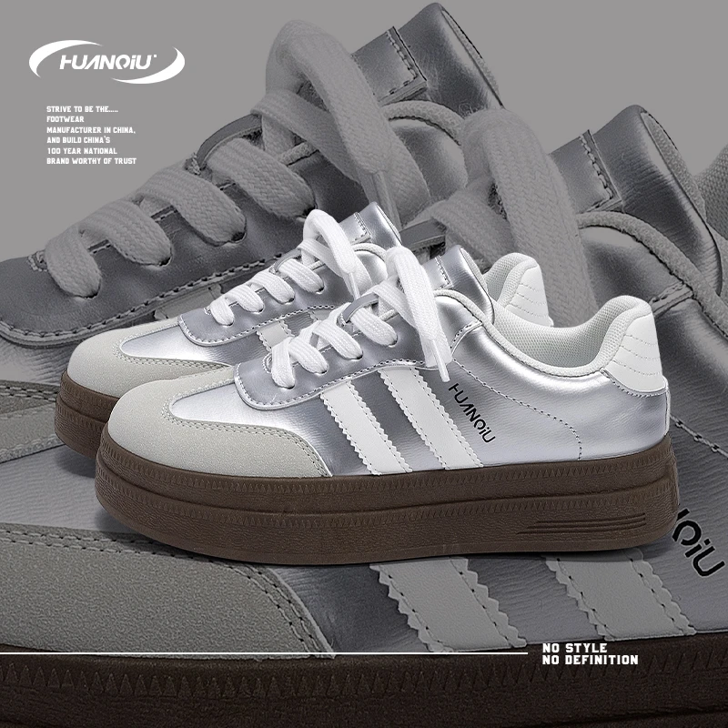 HUANQIU/环球舒适厚底简约板鞋女鞋2026春季新款复古时尚小众休闲