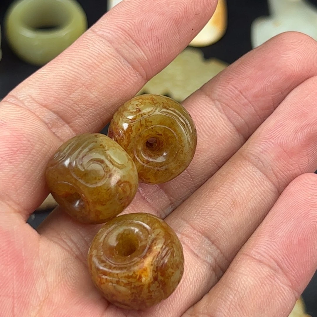 和田玉（糖玉）未镶嵌颈饰