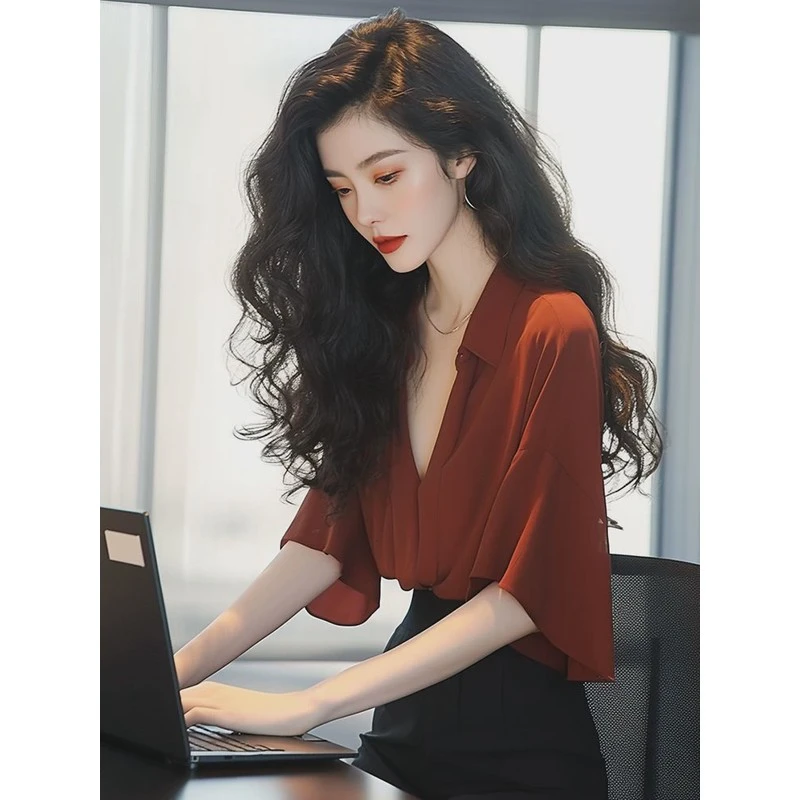 轻奢高级感雪纺上衣轻熟风法式小众不撞款红色显瘦宽松衬衫女夏款