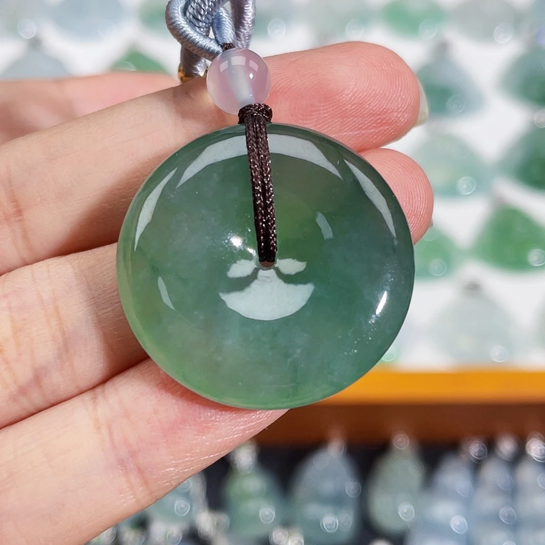 颈饰未镶嵌翡翠吊坠