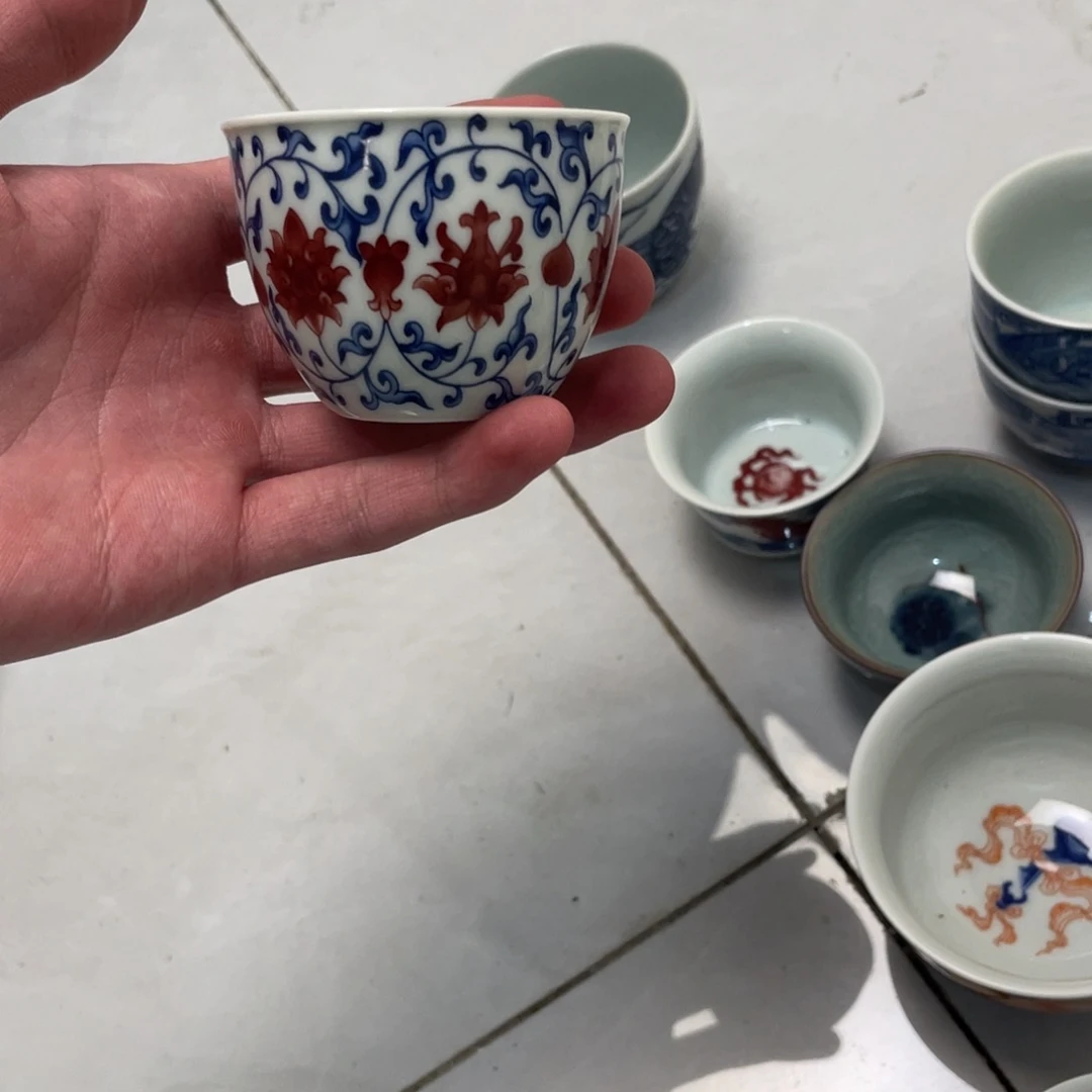 陶摆件景德镇缠枝莲釉里红客杯两个