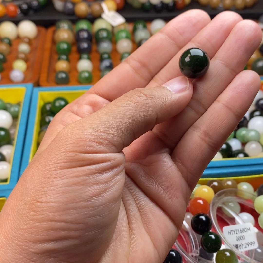 和田玉未镶嵌珠宝奇石卡14深菠菜绿y