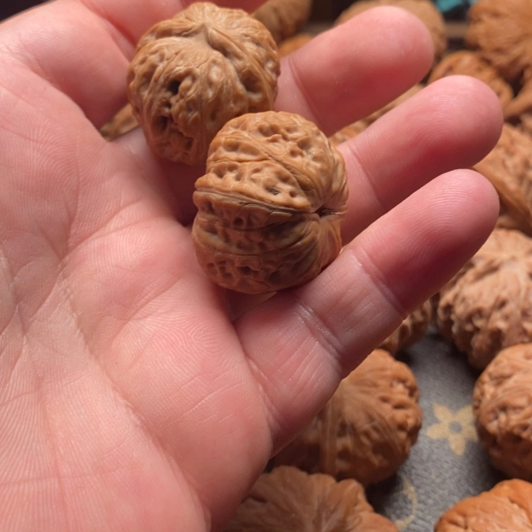 阿***丁吊坠文玩核桃文玩核桃