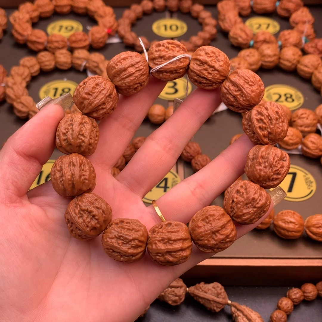 文玩核桃手串方底八棱