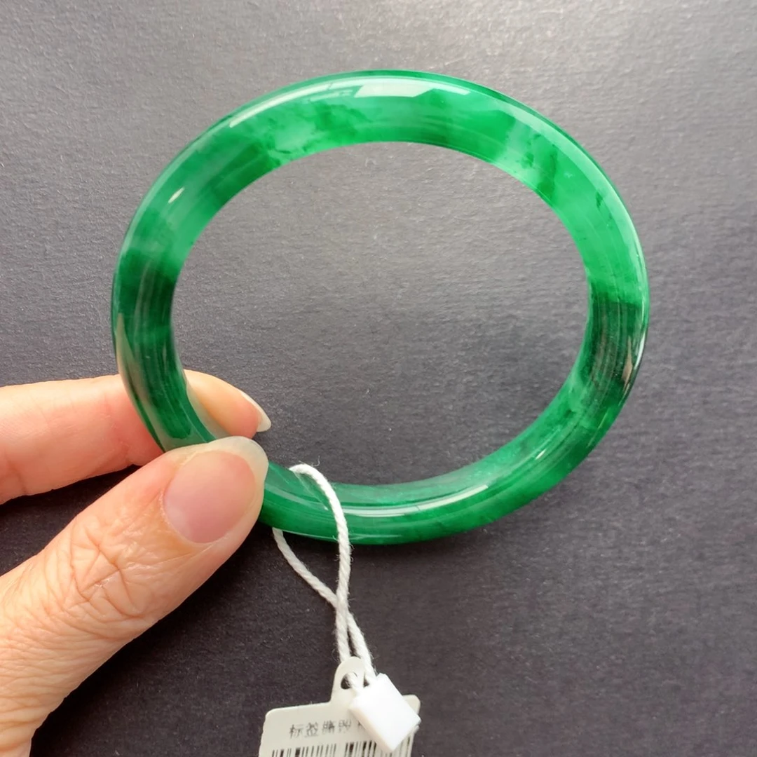 未镶嵌手镯石英质玉