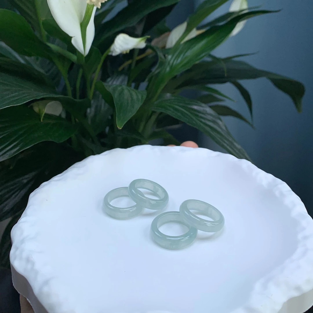 翡翠戒圈A货玉戒指白冰种水戒指多样性拍一发其一可联系客服