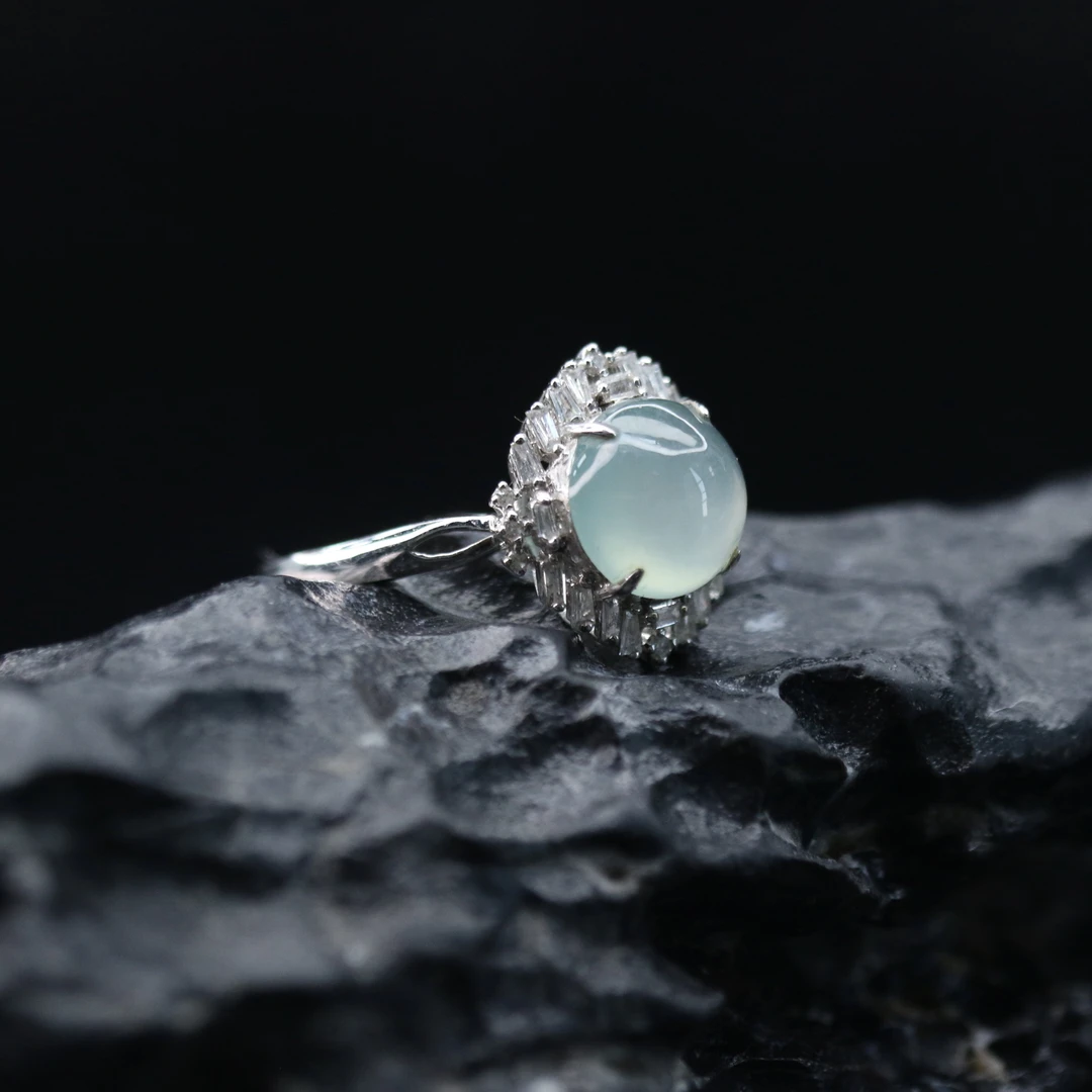 30天然缅甸翡翠A货18k蛋面戒指/301085/上海嘉禾拍卖