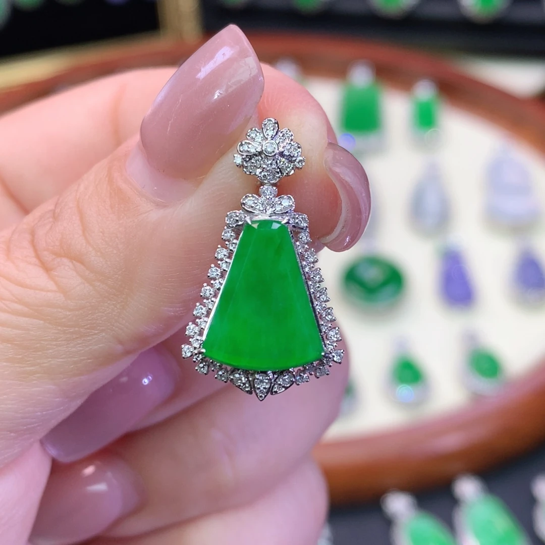 翡翠18K金镶嵌吊坠(不含链)