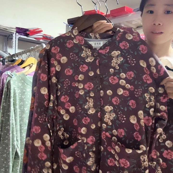 三醋酯纤维开衫套装妈妈140斤宽松