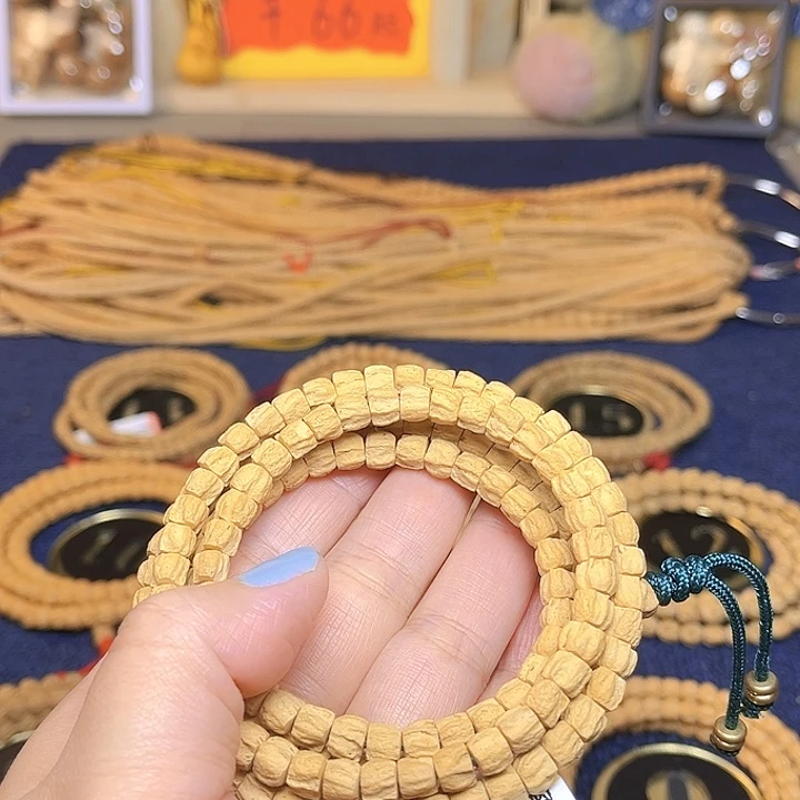 天***淡柏香籽/百香籽吊坠