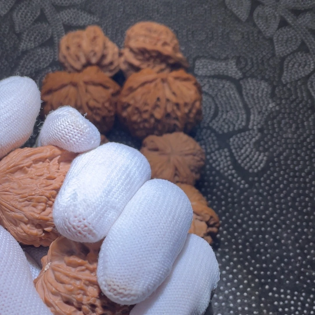 刘***隆文玩核桃吊坠37全品磨盘