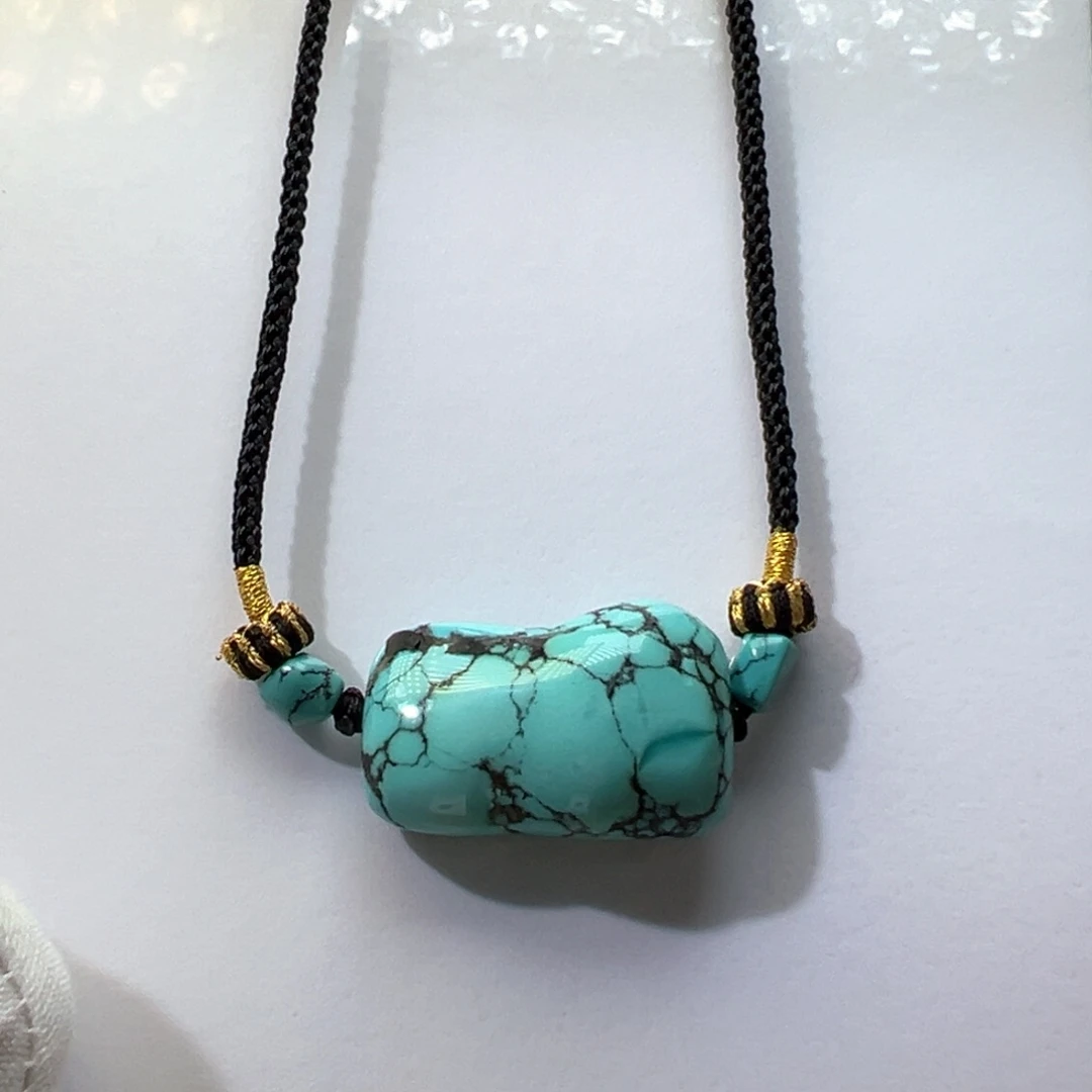 绿松石未镶嵌挂件