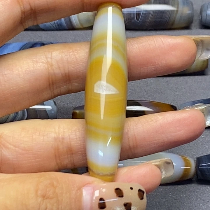 9***0玛瑙/玉髓合金藏风蓝沁海浪花