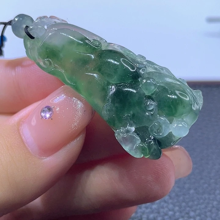 未镶嵌定制翡翠翡翠