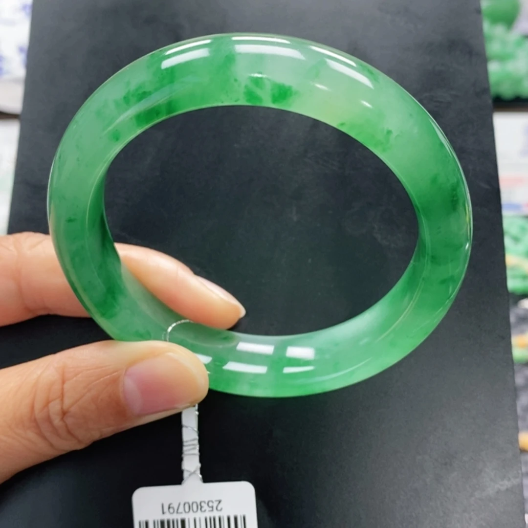 石英质玉未镶嵌手镯青青58-59多人