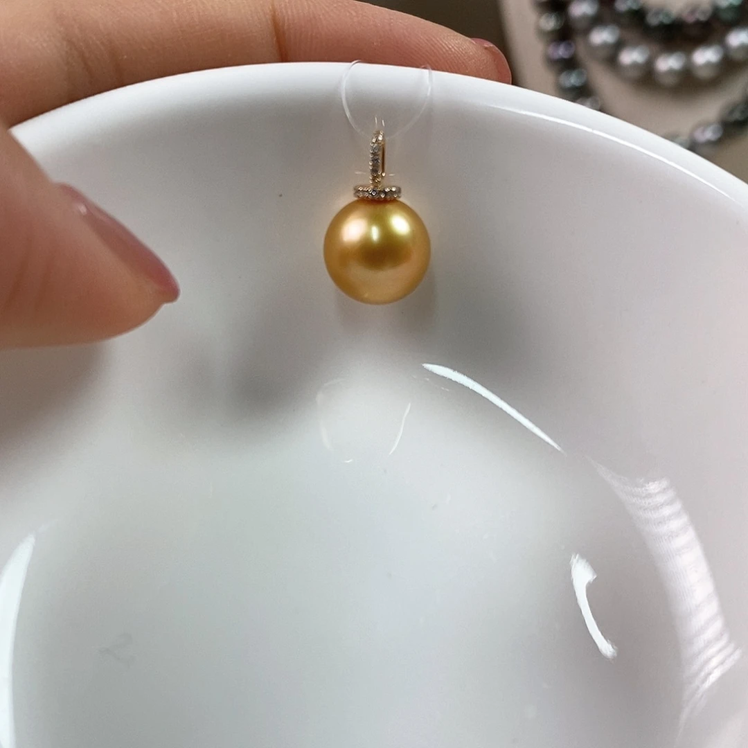 吊坠(不含链)18K金镶嵌海水珍珠10-11mm海水金珠吊坠
