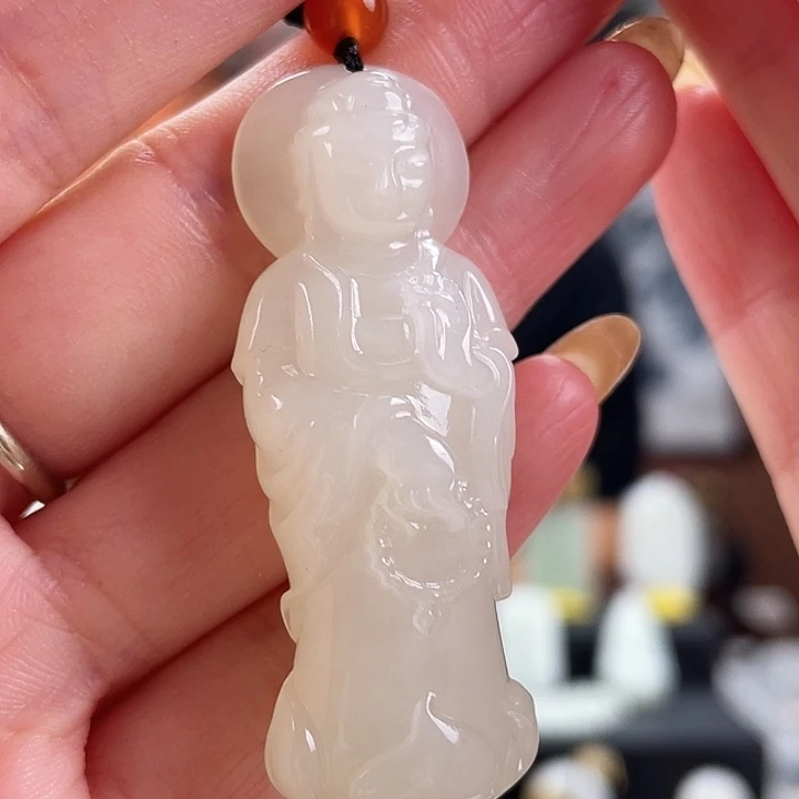 颈饰未镶嵌和田玉