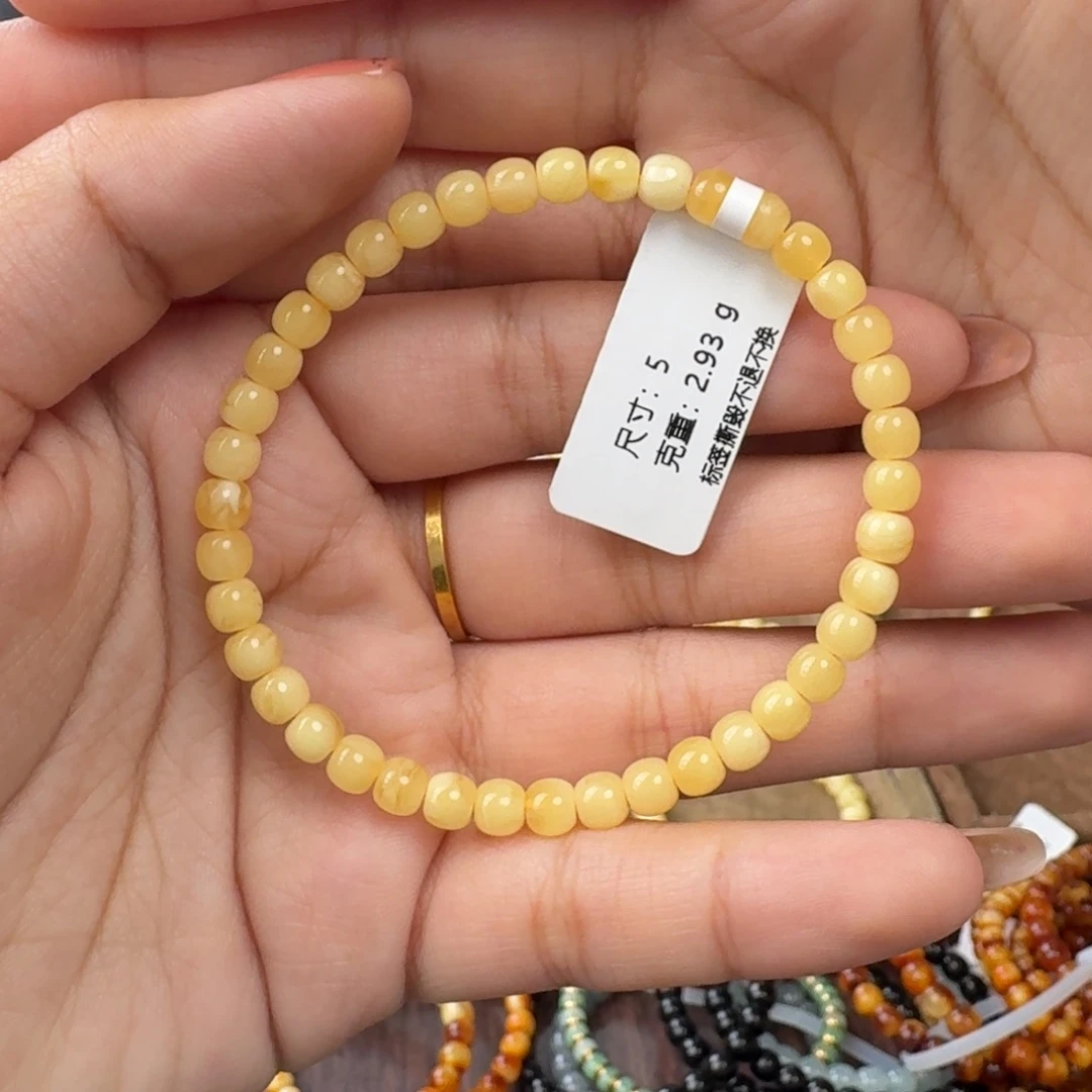 琥珀未镶嵌裸石多样性发其一