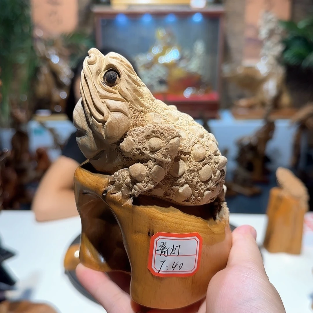 木质类青*金丝楠木摆件金蟾