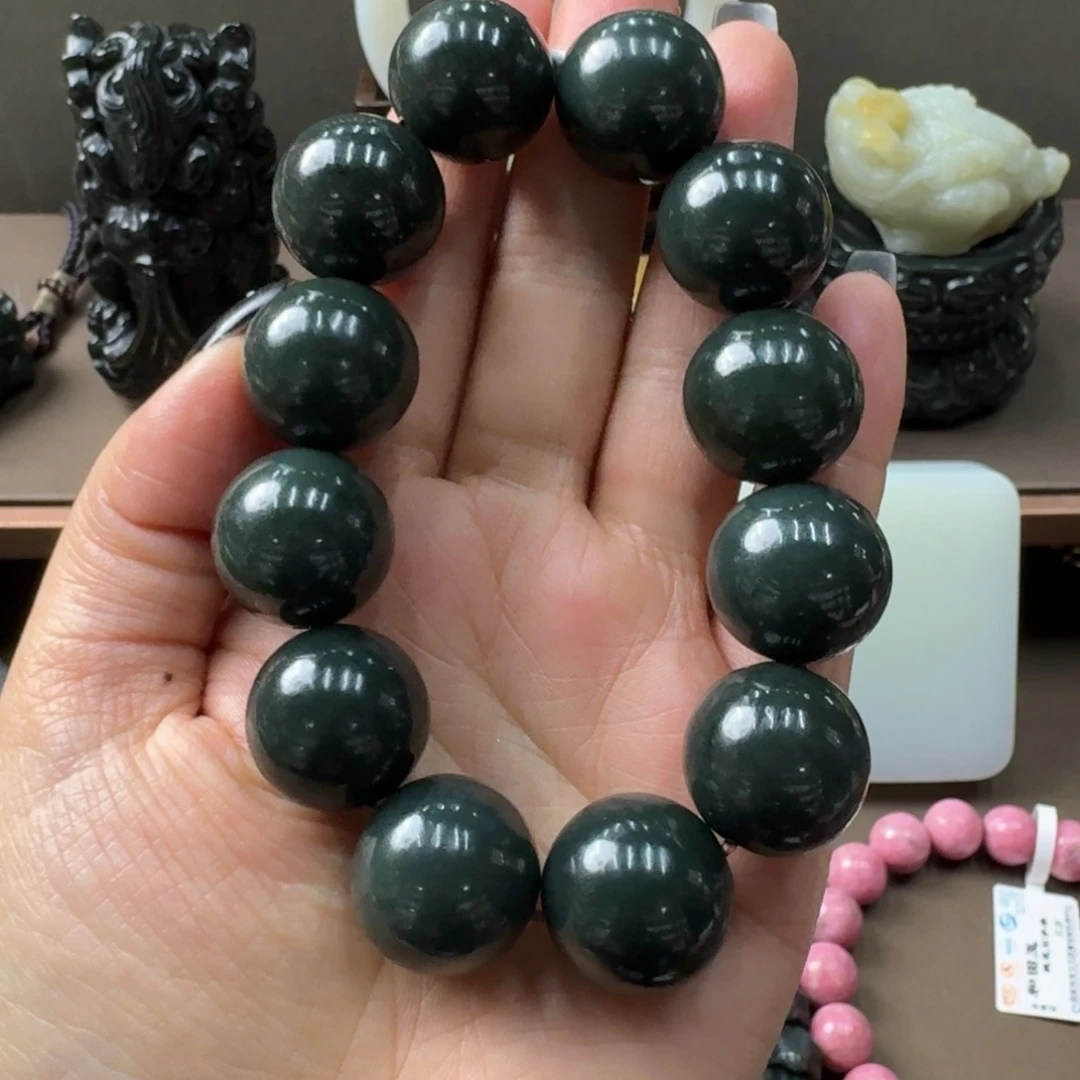 和田玉未镶嵌手串