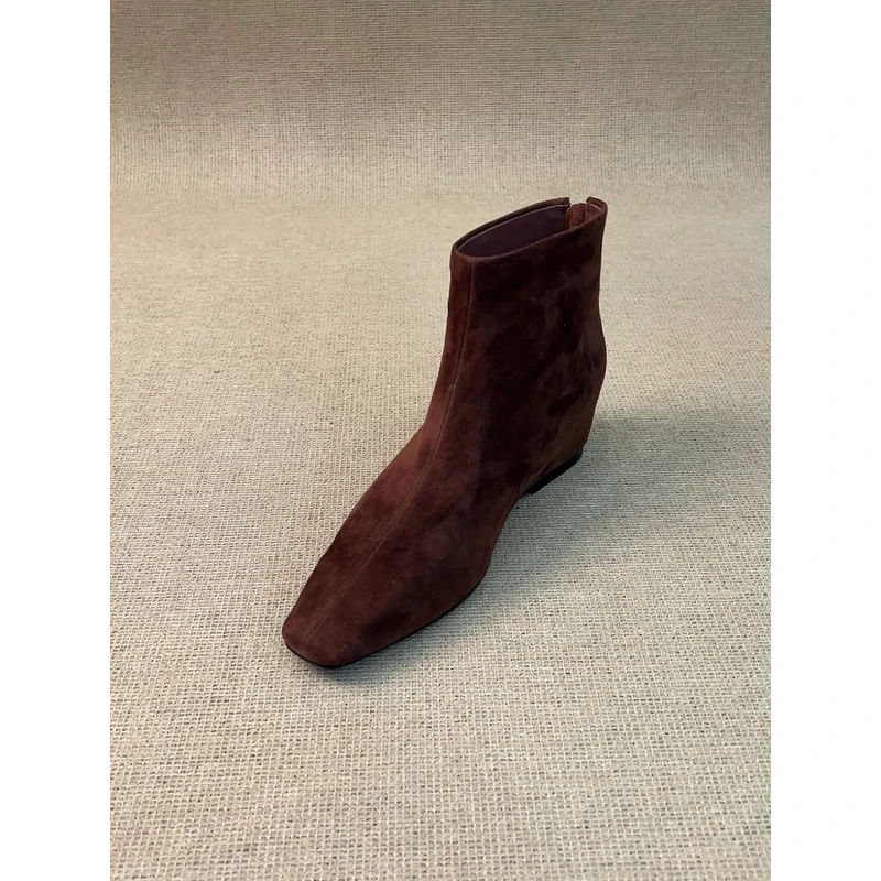 nnmiss·34-40/5cm内增高极简复古风方头后拉链时尚通勤绒面小短靴