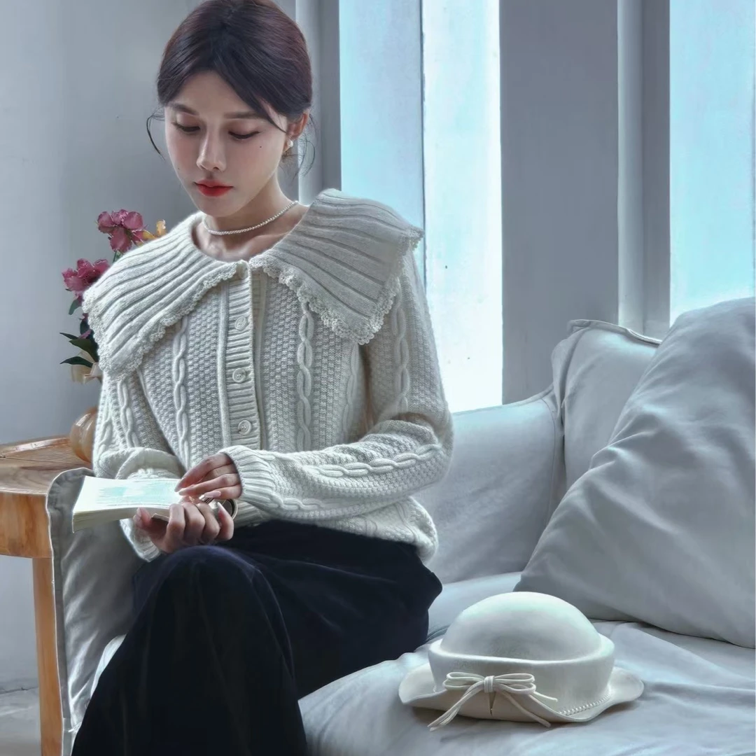 100纯山羊绒翻领开衫白色25223