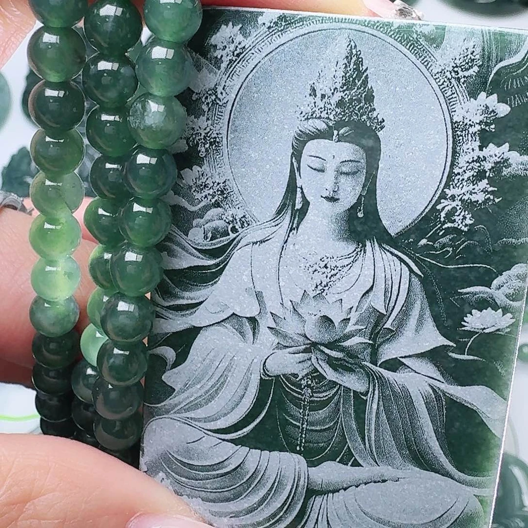 翡翠未镶嵌颈饰111